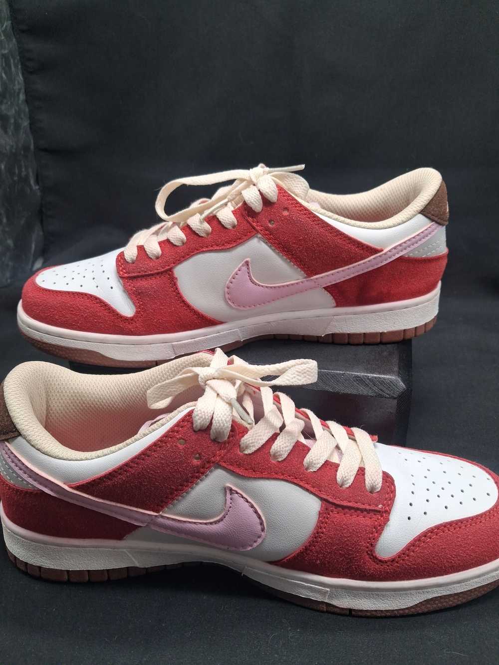 Women's Pink & Red Low-Top Sneakers